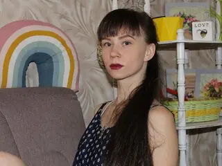 MayaDear online naked amateur