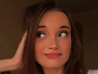 MiaAcreman toy livesex adult