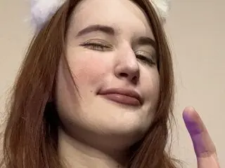 EvaBorn video cam shows