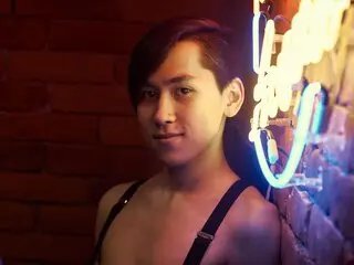 GenLucious amateur show jasminlive