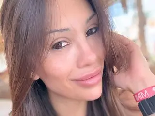 GuadaDiaz show ass livejasmine