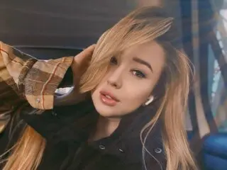 IdaDavies ass anal shows