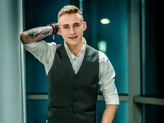 JaredKnight shows porn livejasmine