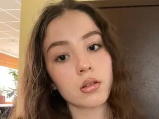 JulyLarain jasminlive livejasmine cam