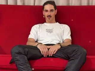 MarioHawk nude pics shows