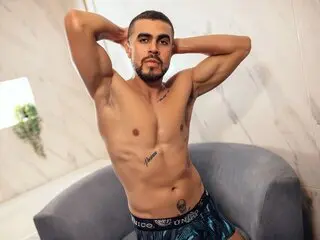 MikeFerrara webcam live pussy