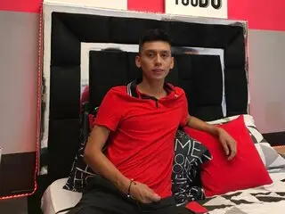 SimonsJones pics shows fuck