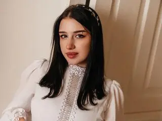 TrishaFlame show sex live